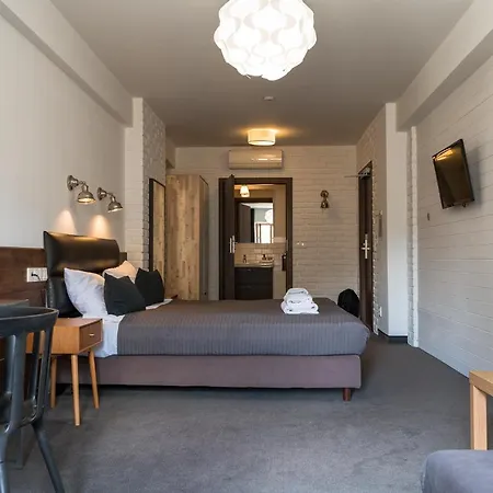 B&B Trybunalska