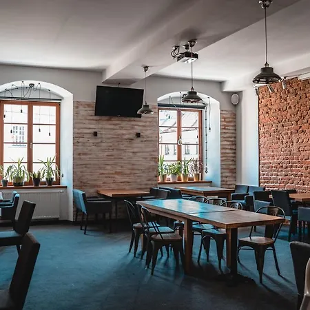 Trybunalska *
