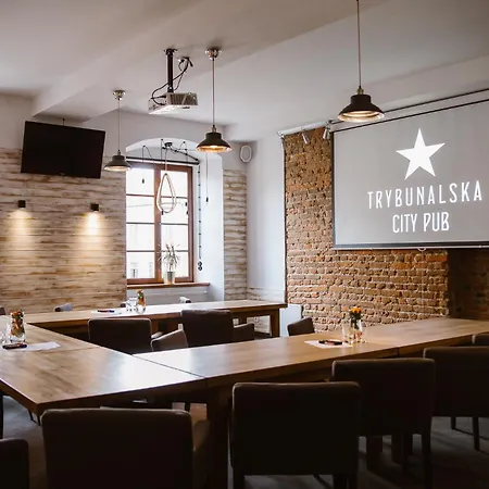 Trybunalska Bed & Breakfast 4*